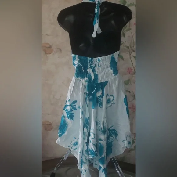 Womans Summer Turquoise White Tropical dress NWT - Picture 2 of 2